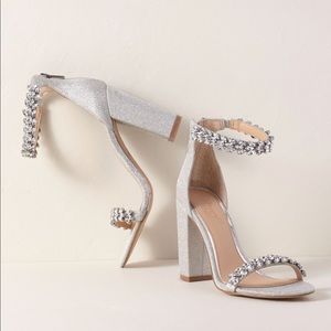 Badgley mischka mayra heel sandals size 8.5